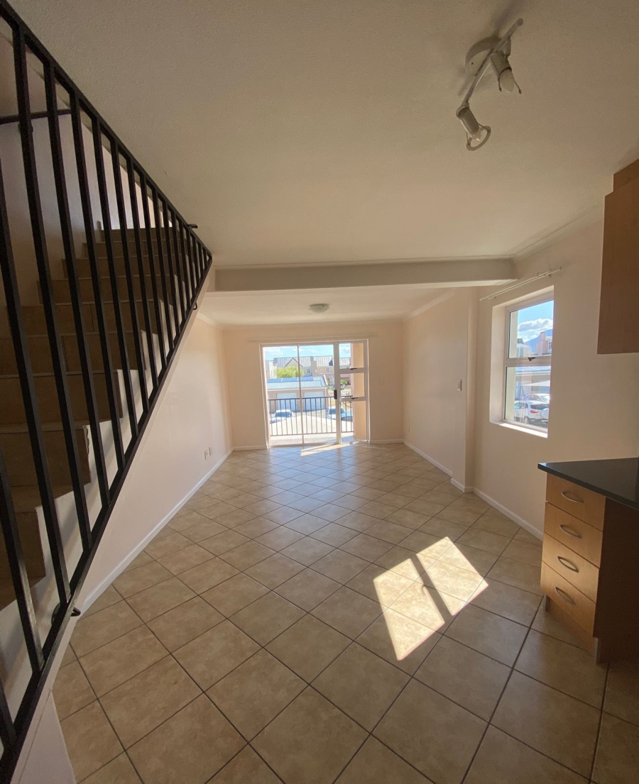 To Let 2 Bedroom Property for Rent in Whispering Pines Western Cape